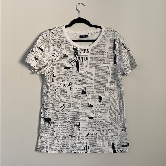 TNA Tops - TNA Tshirt